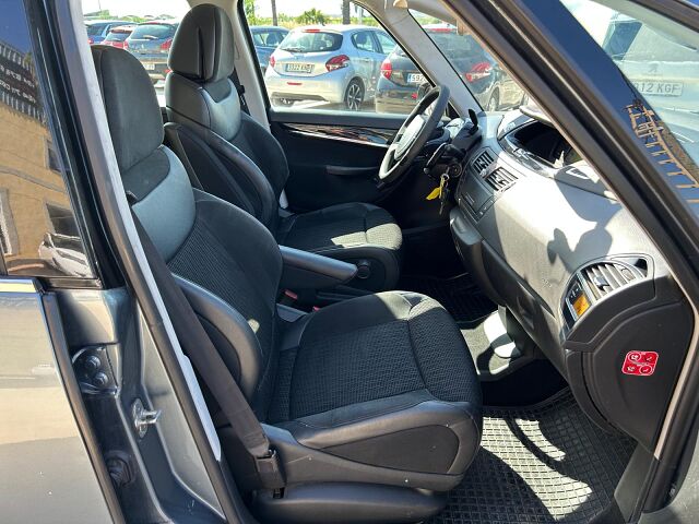 CITROEN GRAND PICASSO EXCLUSIVE 1.6 E-HDI AUTO SPANISH LHD IN SPAIN 105K 7 SEATS 2011
